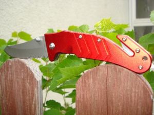 Purchase the Mil-Tec Pocket Knife Rescue red by ASMC